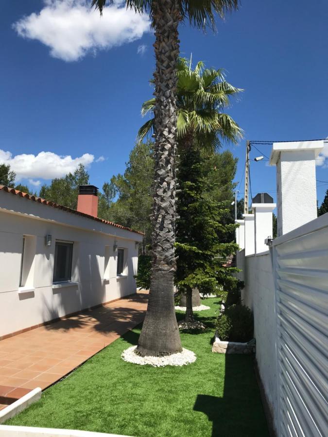 Villa Оливелья Экстерьер фото
